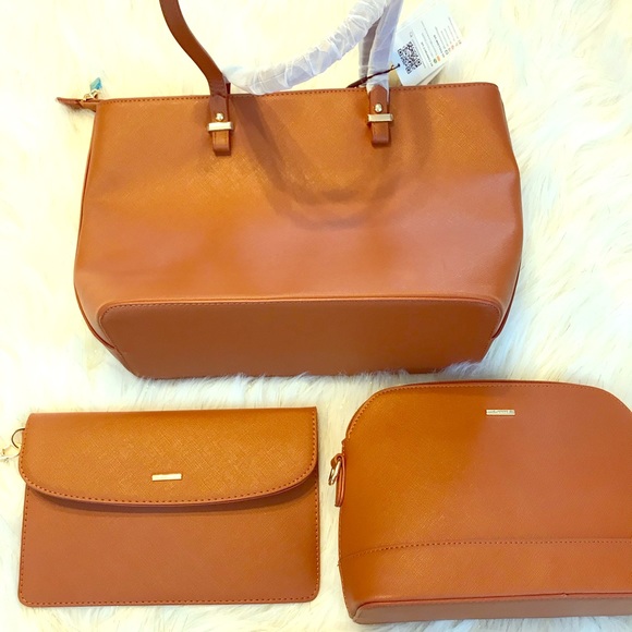 lovevook Handbags - Lovevook tan bag Bundle 3in1 bundle